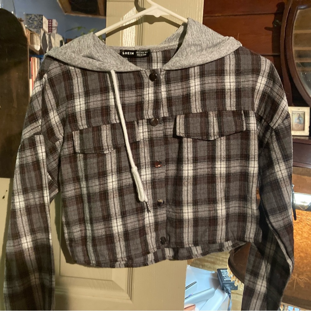 SHEIN belly long sleeve shirt